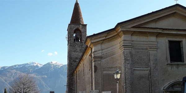 Die kleine Pfarrkirche von Pieve di Tremosine